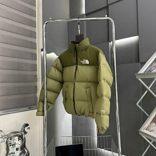 The North Face ’90s-Inspired Puffer Jacket | Olive Green