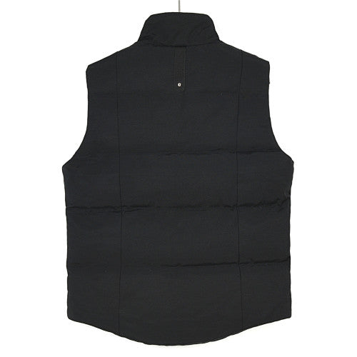 Moose Knuckles Metal Logo Studded Puffer Vest | Black