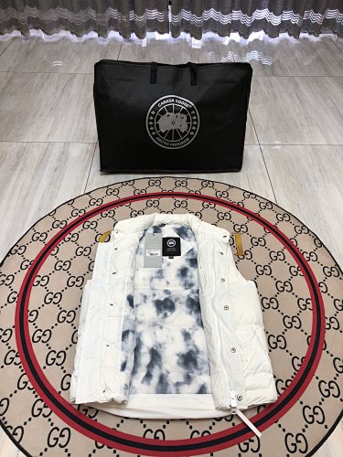 Canada Goose Glacier Puffer Vest | White