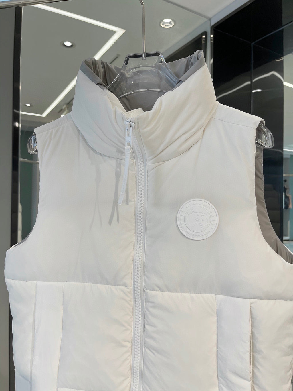 Canada Goose Down Vest – White