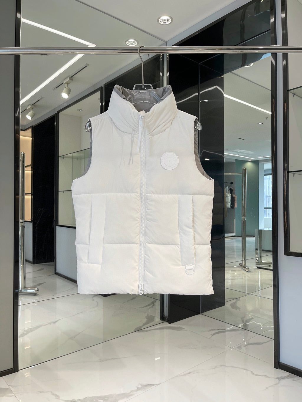 Canada Goose Down Vest – White