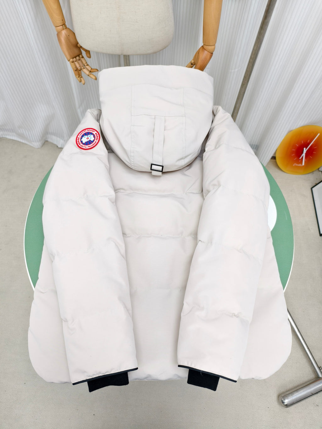 Canada Goose Wyndham Hooded Down Jacket – White