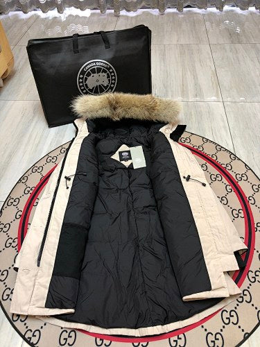 Canada Goose Women's Down Parka – Cream